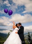 Wedding kiss baloons